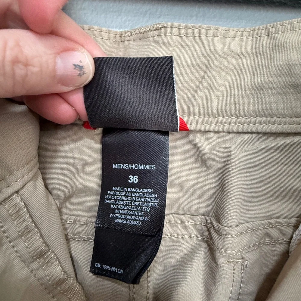 The North Face Mens Khaki Nylon Hiking Shorts Tan Outdoor Trail Size 36